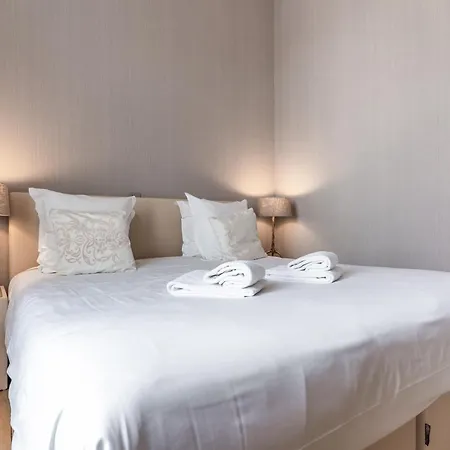 Guest house House Of 3*